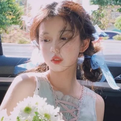 左撇子女孩